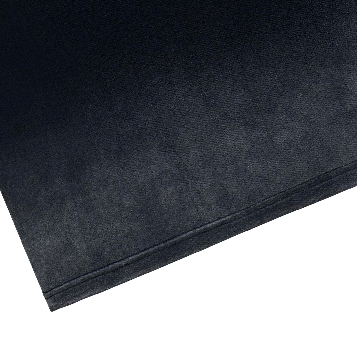 FearLessLi Vintage Washed Gradient T-Shirt with ultra-soft gradient fabric.